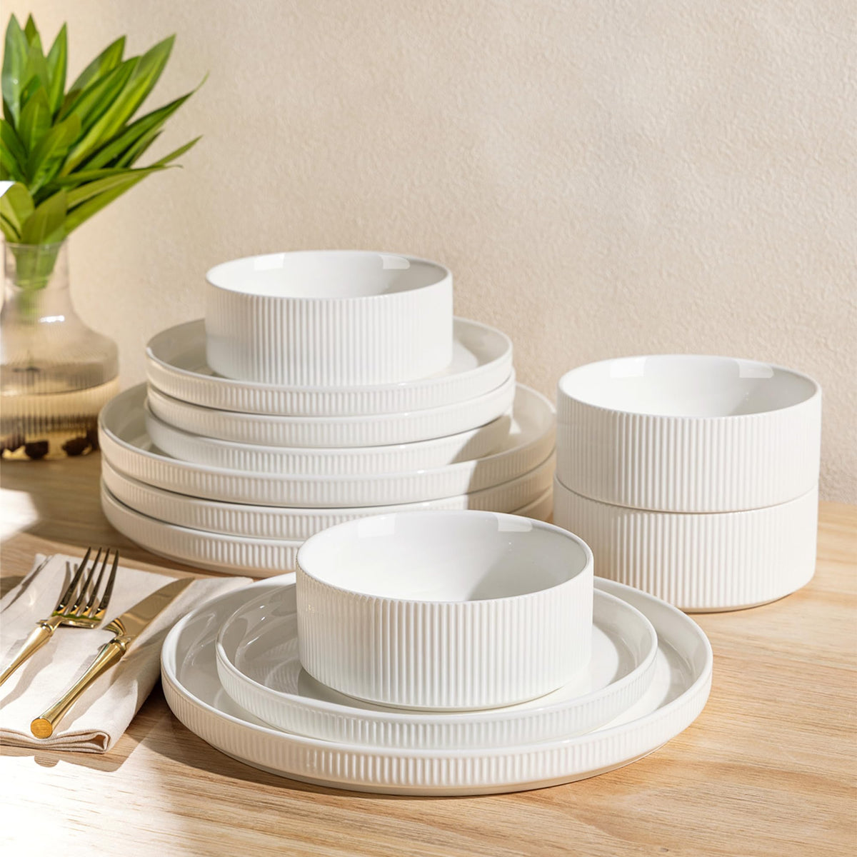 TheTerra Ceramic Dinnerware Plates & Bowls Set