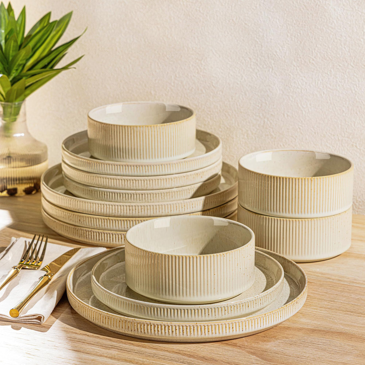 TheTerra Ceramic Dinnerware Plates & Bowls Set