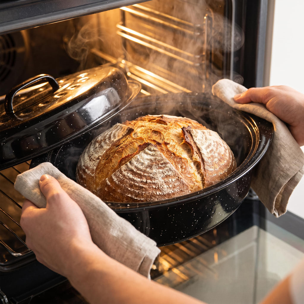 18-Inch Oval Enamel Roasting Pan with Lid & Rack