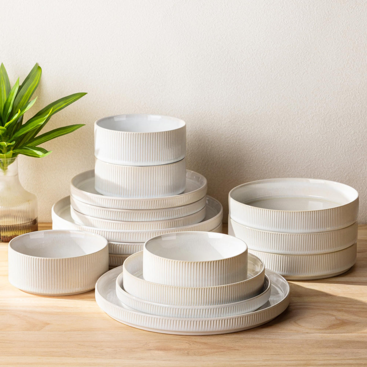 TheTerra Ceramic Dinnerware Plates & Bowls Set